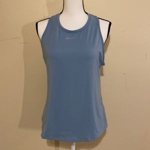 Nike dri-fit tank top size medium worn just a few times. Excellent condition!